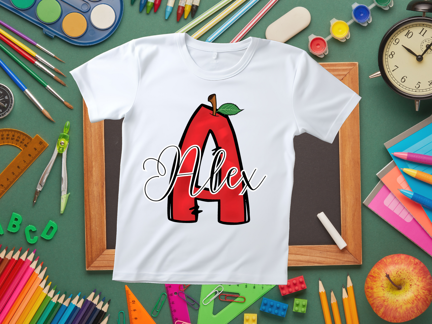 Camiseta personalizada con el alfabeto de la escuela